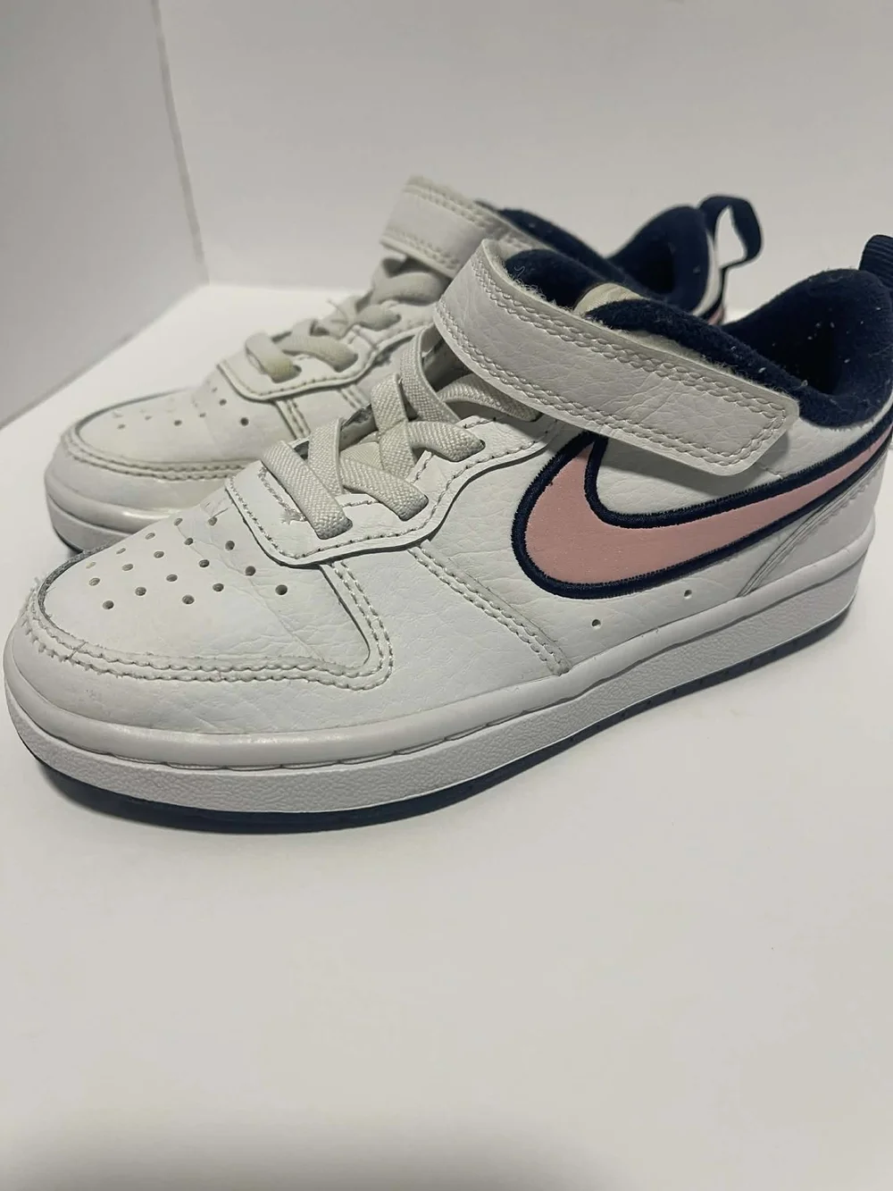 Nike Kids' White & Pink Swoosh Velcro Sneakers - Picture 5 of 10